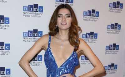 Бланка Бланко впечатлила очень глубоким декольте на красной дорожке "Оскара"