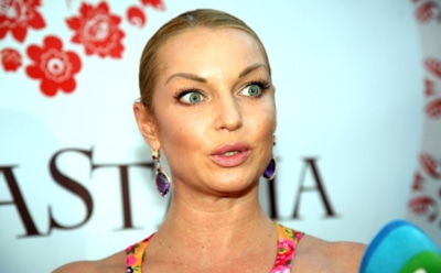 СМИ: Анастасия Волочкова владеет 24 квартирами и загородным домом