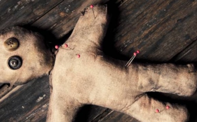 Ученые рассказали о пользе куклы вуду начальника