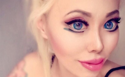 Модель из США разрезала глаза, чтобы стать похожей на куклу Барби