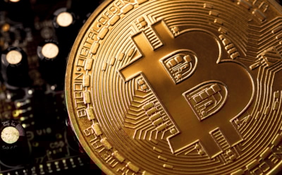 Курс биткоина к доллару пробил отметку в $8 тыс