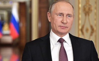 «Скучали по мне?»: на здании британского МИД появилась проекция с Путиным