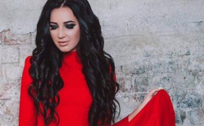 Бузова выложила фото с подругой в бане и вызвала недоумение у фанатов