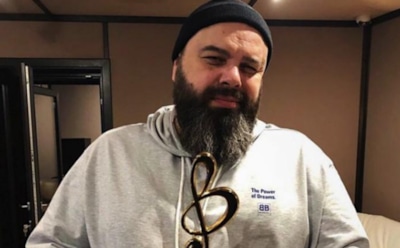 Максим Фадеев расторг контракты с подопечными из-за звездной болезни