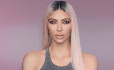 Ким Кардашьян возмутила пользователей несуразным "фотошопом"