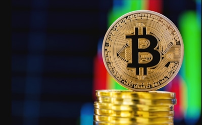 Курс биткоина к доллару варьируется на уровне $7 тыс