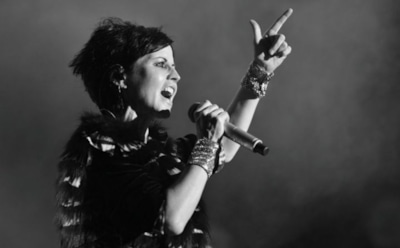 Появилась запись телефонного разговора солистки The Cranberries перед смертью