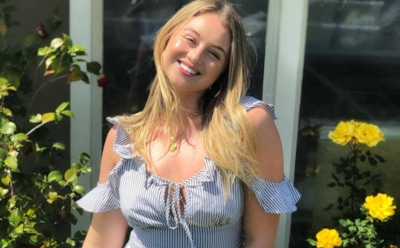 Модель plus-size Искра Лоуренс порадовала фанатов снимком у бассейна