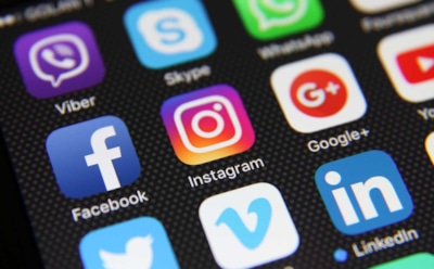 Ученые: отказ от соцсетей спасает от стресса