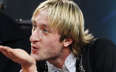 7 знаменитостей с неидеальным носом