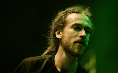 Децла заставляют платить долги по «коммуналке» через суд