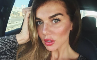 Анна Седокова вышла в свет в прозрачном платье