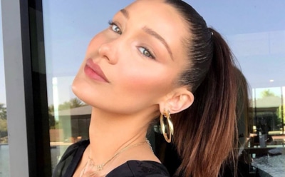 «Жаворонок»: Белла Хадид предстала топлес у бассейна