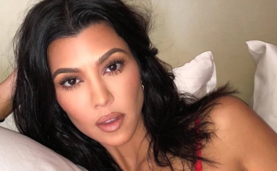 Кортни Кардашьян полностью обнажилась ради рекламы