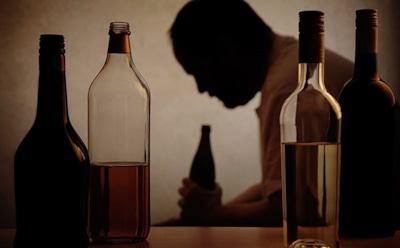 Ученые: всего один бокал вина в день повышает риск развития рака