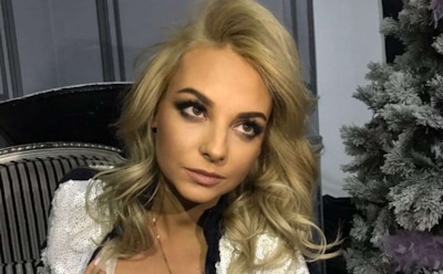 Света Букина из сериала «Счастливы вместе» показала аппетитную фигуру