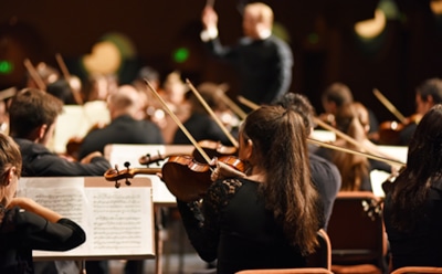 Ученые: музыка подавляет боль и тревогу у послеоперационных больных