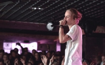 Рэпер Pharaoh избил на концерте зрителя