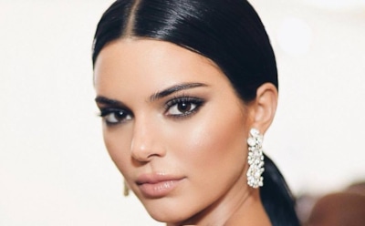 Кендалл Дженнер эпатировала папарацци прозрачным платьем в Каннах