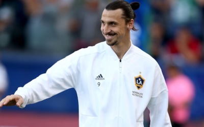 В США Ибрагимовича удалили с поля за подзатыльник сопернику