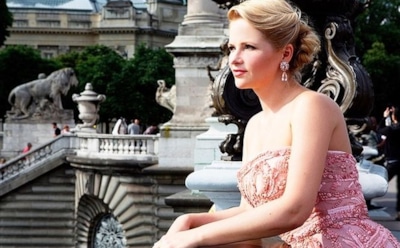 Экс-супруга Дмитрия Пескова выходит замуж