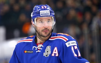 Илья Ковальчук снялся в сериале «Молодежка. Финальная игра»