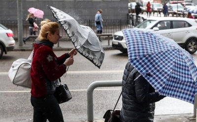 Погода в Москве: синоптики объявили «желтый» уровень опасности из-за ветра