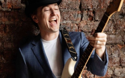 Сергей Безруков создал рок-группу и выпустил дебютный сингл