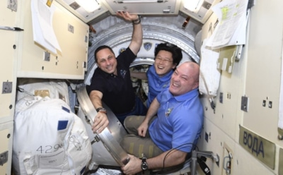 Корабль «Союз» с россиянином на борту возвращается на Землю