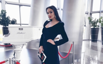 Алена Водонаева устроила скандал из-за толстых стюардесс «Аэрофлота»