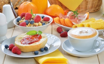 Ученые: 5 категорий полезных продуктов опасно употреблять натощак