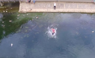 «Умирающий» дрон заснял свое спасение