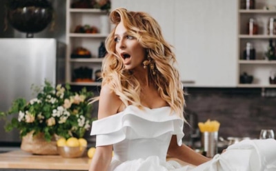 Екатерина Варнава показала красивые ноги на новом соблазнительном фото