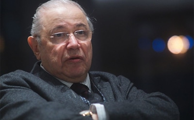 Петросян возмутился песней Слепакова о сборной России