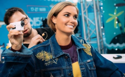 Агата Муцениеце посмеялась над слухами об измене мужа