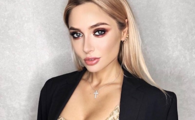 Рудова поделилась откровенным кадром со съемок клипа с Идой Галич