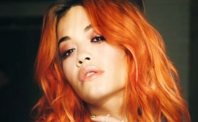 Папарацци засняли певицу Риту Ору на отдыхе топлес