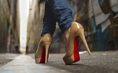 Ученые: привлекательность женщины зависит от походки