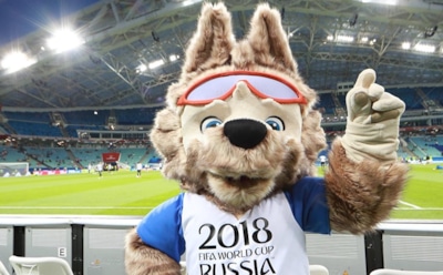 Новости ЧМ-2018: "злые" мошки, английский дебош и отель Ленина