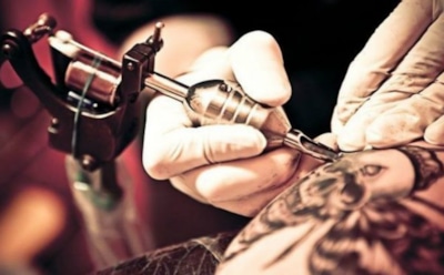 Ученые: татуировки вызывают хроническое воспаление мышц