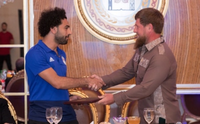 СМИ: встреча с Кадыровым поставила под угрозу карьеру Салаха