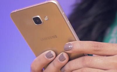 Смартфоны Samsung тайно рассылают фото владельцев