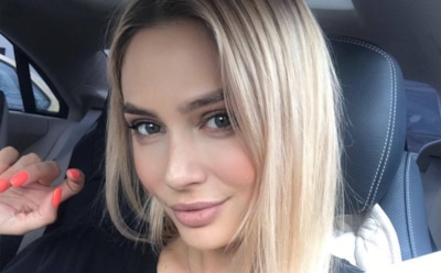 Наталья Рудова показала мокрую грудь на сексапильном видео