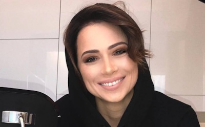 Настасья Самбурская выложила пляжное фото с отдыха в Италии