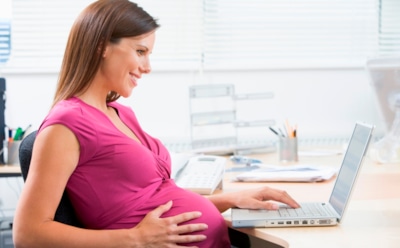 Ученые: материнство делает женщин умнее