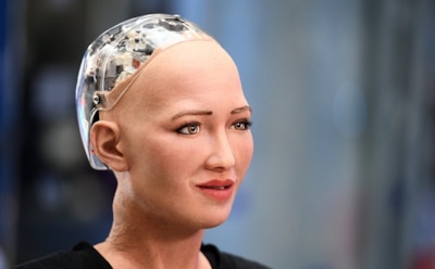 Робот София не смогла ответить на вопрос о Назарбаеве