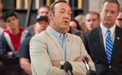 В Великобритании трое мужчин обвинили Кевина Спейси в домогательствах