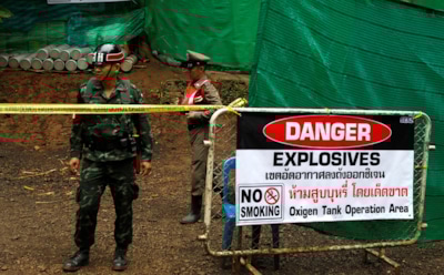 СМИ: в Таиланде из затопленной пещеры спасли первых детей