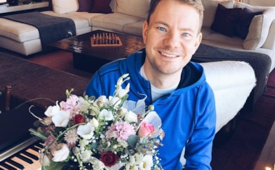 Диджей Smash призвал суд лишить свободы избившего его экс-депутата Телепнева