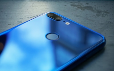 В России китайский смартфон впервые обогнал по продажам iPhone